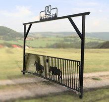 Jane Bruce Gate 02.jpg